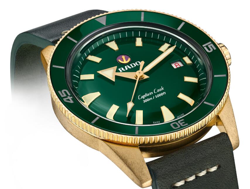 Reproduction watches online assure the attractive effect with green color.